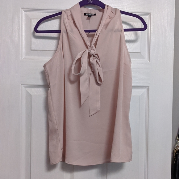 Express Tops - Express NWOT pink satin feel tank blouse medium